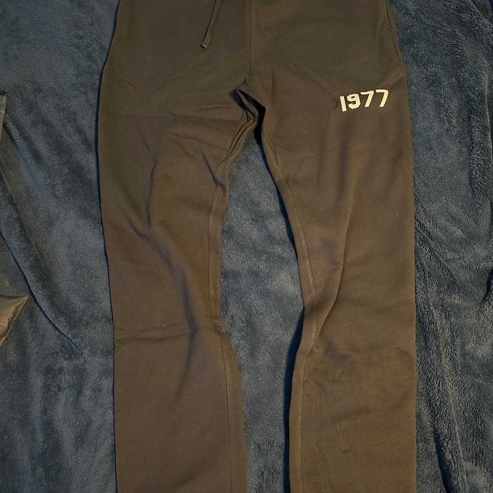 Fear of God Essentials Iron Sweatpants